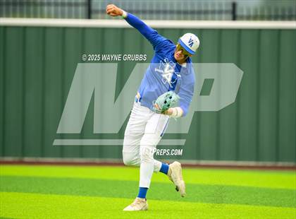 Thumbnail 3 in Spring Hill vs. Van Alstyne (UIL 4A D2 Region Semifinal) photogallery.