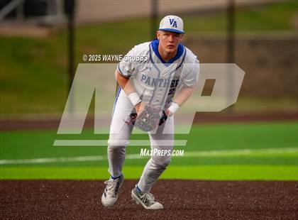 Thumbnail 2 in Spring Hill vs. Van Alstyne (UIL 4A D2 Region Semifinal) photogallery.