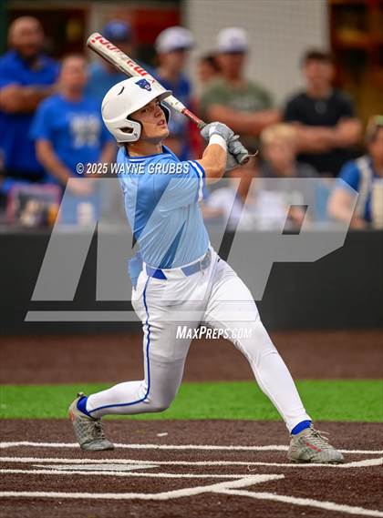 Thumbnail 1 in Spring Hill vs. Van Alstyne (UIL 4A D2 Region Semifinal) photogallery.