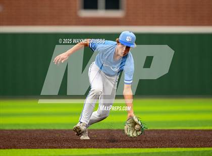 Thumbnail 3 in Spring Hill vs. Van Alstyne (UIL 4A D2 Region Semifinal) photogallery.