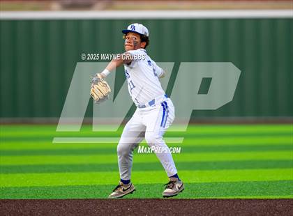 Thumbnail 3 in Spring Hill vs. Van Alstyne (UIL 4A D2 Region Semifinal) photogallery.