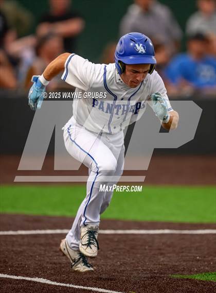 Thumbnail 2 in Spring Hill vs. Van Alstyne (UIL 4A D2 Region Semifinal) photogallery.