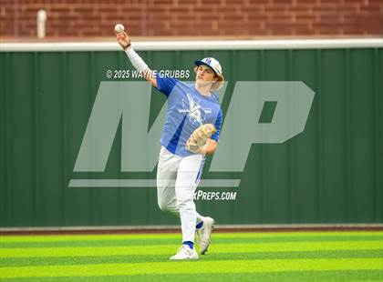 Thumbnail 3 in Spring Hill vs. Van Alstyne (UIL 4A D2 Region Semifinal) photogallery.