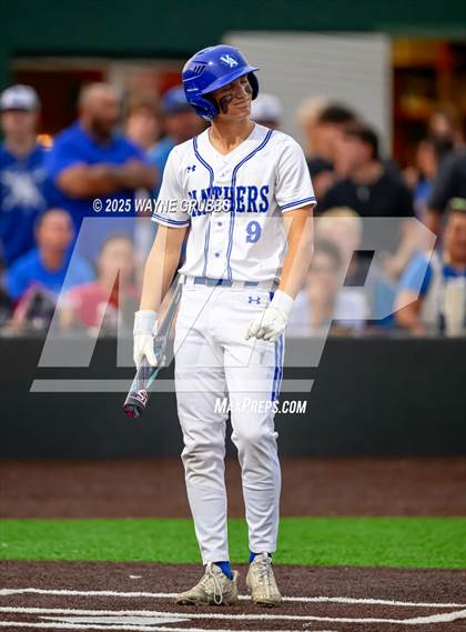 Thumbnail 2 in Spring Hill vs. Van Alstyne (UIL 4A D2 Region Semifinal) photogallery.