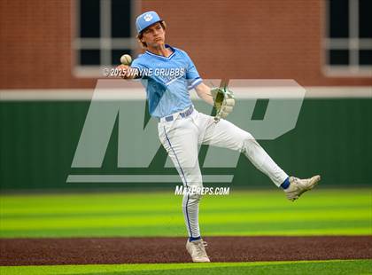 Thumbnail 2 in Spring Hill vs. Van Alstyne (UIL 4A D2 Region Semifinal) photogallery.
