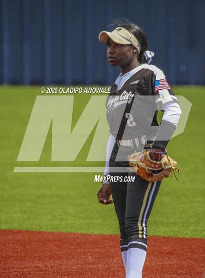 Thumbnail 2 in Royse City @ Wylie East (UIL 6A Softball Bi-District Playoffs) photogallery.