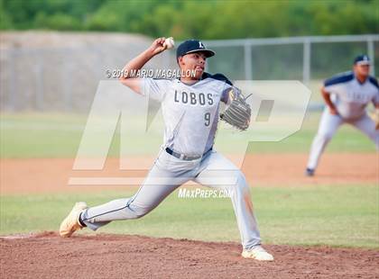 Thumbnail 3 in Lopez vs Pioneer (UIL 5A Bi-District Playoff) photogallery.