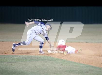 Thumbnail 2 in Lopez vs Pioneer (UIL 5A Bi-District Playoff) photogallery.