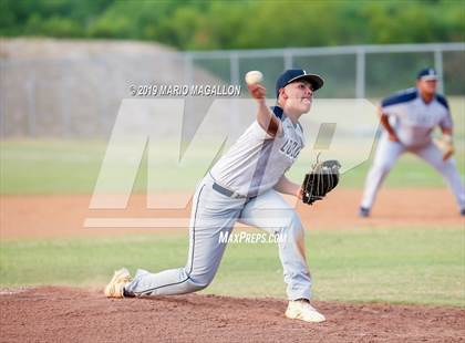 Thumbnail 1 in Lopez vs Pioneer (UIL 5A Bi-District Playoff) photogallery.