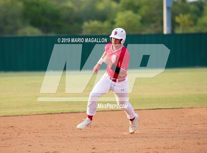 Thumbnail 3 in Lopez vs Pioneer (UIL 5A Bi-District Playoff) photogallery.