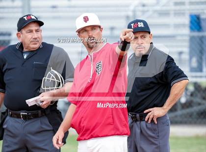 Thumbnail 3 in Lopez vs Pioneer (UIL 5A Bi-District Playoff) photogallery.
