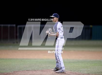 Thumbnail 2 in Lopez vs Pioneer (UIL 5A Bi-District Playoff) photogallery.