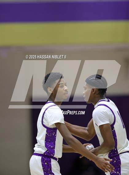 Thumbnail 3 in Dalton @ Cartersville photogallery.