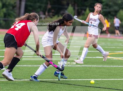 Thumbnail 1 in McLean @ Oakton photogallery.