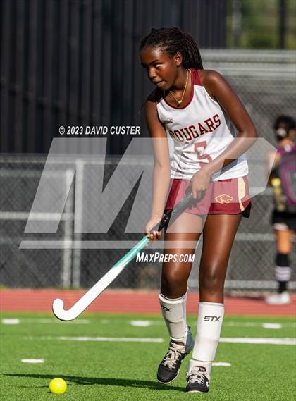 Thumbnail 2 in McLean @ Oakton photogallery.