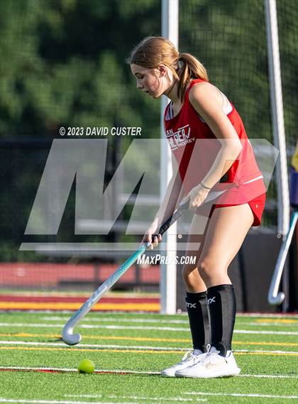 Thumbnail 3 in McLean @ Oakton photogallery.