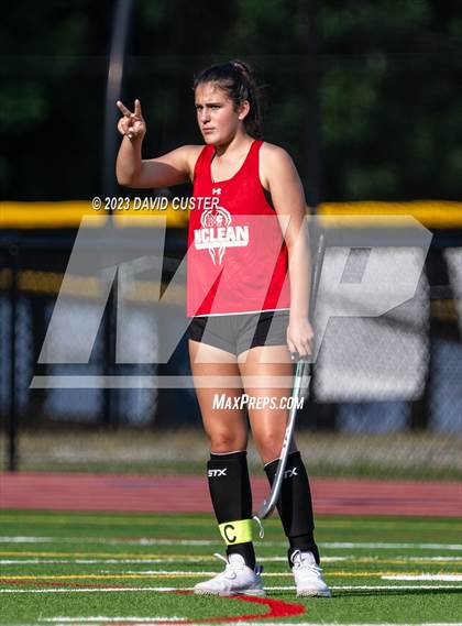 Thumbnail 1 in McLean @ Oakton photogallery.