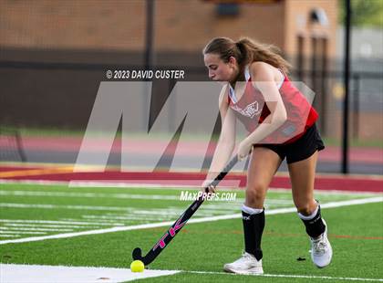 Thumbnail 3 in McLean @ Oakton photogallery.