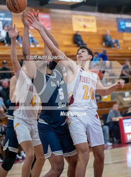 Thumbnail 2 in St. John Bosco @ Torrey Pines (Torrey Pines Holiday Classic Tip-Off) photogallery.