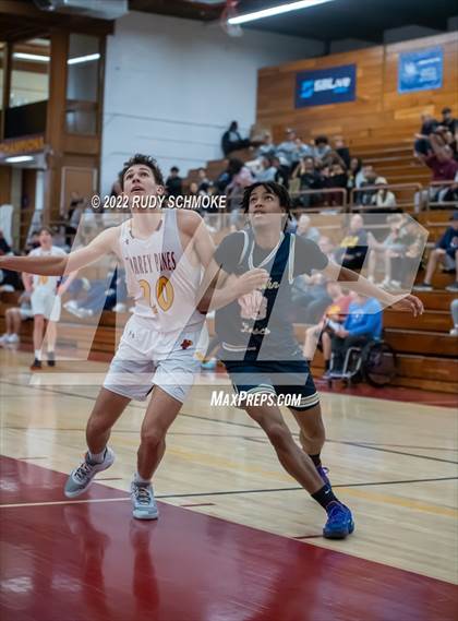 Thumbnail 2 in St. John Bosco @ Torrey Pines (Torrey Pines Holiday Classic Tip-Off) photogallery.