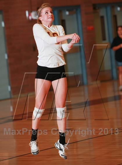 Thumbnail 1 in Perry @ Mountain Pointe photogallery.
