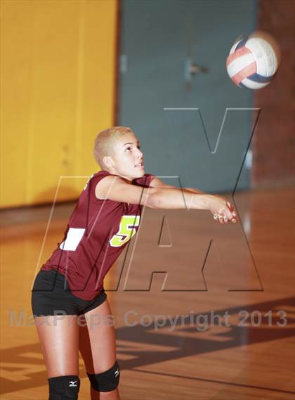 Thumbnail 3 in Perry @ Mountain Pointe photogallery.