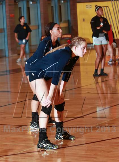 Thumbnail 3 in Perry @ Mountain Pointe photogallery.