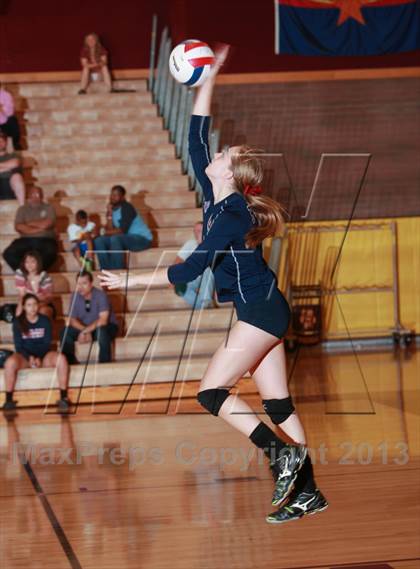 Thumbnail 3 in Perry @ Mountain Pointe photogallery.