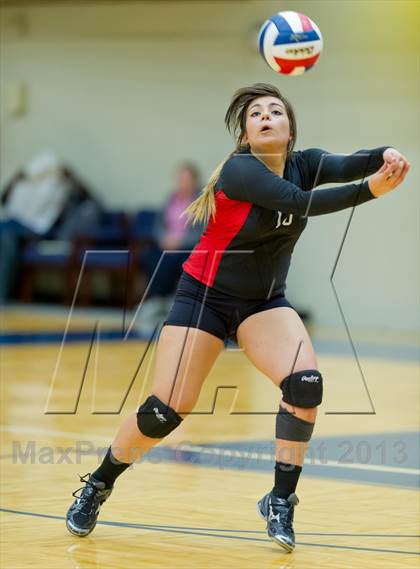 Thumbnail 3 in Marshall vs. Stevens photogallery.
