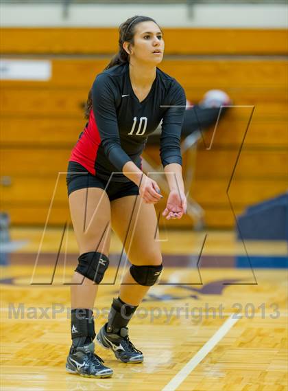 Thumbnail 3 in Marshall vs. Stevens photogallery.