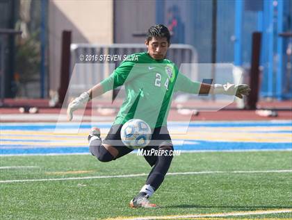 Thumbnail 3 in Calexico vs. Ramona (Grossmont Holiday Tournament) photogallery.