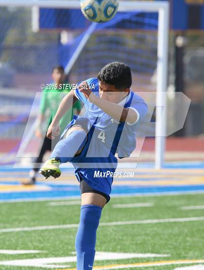 Thumbnail 1 in Calexico vs. Ramona (Grossmont Holiday Tournament) photogallery.