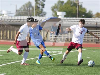 Thumbnail 3 in Calexico vs. Ramona (Grossmont Holiday Tournament) photogallery.