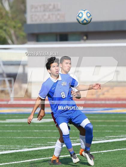 Thumbnail 2 in Calexico vs. Ramona (Grossmont Holiday Tournament) photogallery.