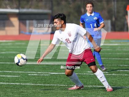 Thumbnail 3 in Calexico vs. Ramona (Grossmont Holiday Tournament) photogallery.