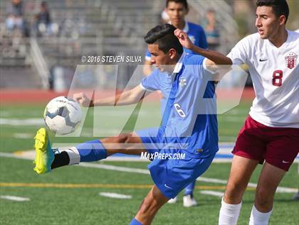 Thumbnail 3 in Calexico vs. Ramona (Grossmont Holiday Tournament) photogallery.