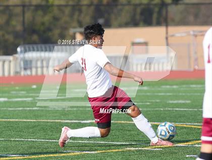 Thumbnail 1 in Calexico vs. Ramona (Grossmont Holiday Tournament) photogallery.