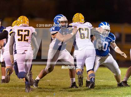 Thumbnail 2 in Shenango @ Lincoln photogallery.