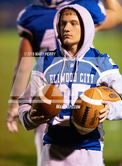Thumbnail 2 in Shenango @ Lincoln photogallery.