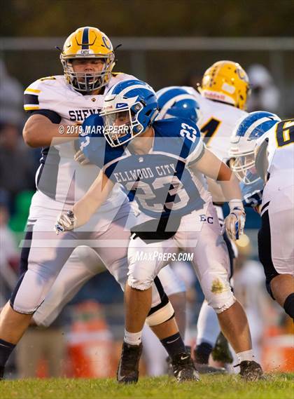 Thumbnail 3 in Shenango @ Lincoln photogallery.