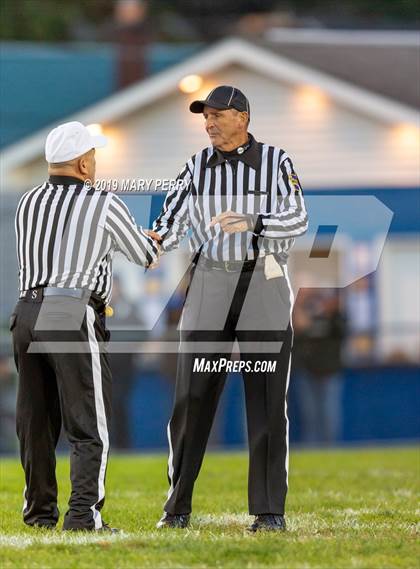 Thumbnail 3 in Shenango @ Lincoln photogallery.