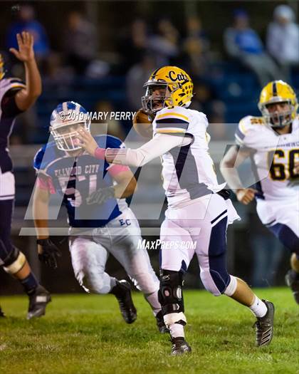 Thumbnail 1 in Shenango @ Lincoln photogallery.