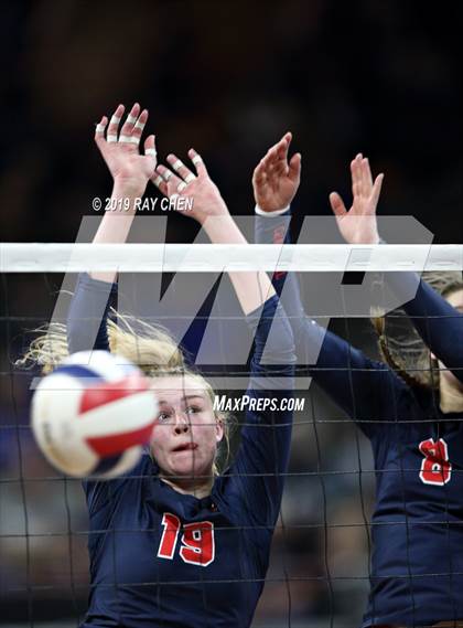 Thumbnail 3 in Chaparral vs. Valor Christian (CHSAA 5A State Final) photogallery.