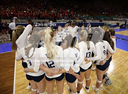 Thumbnail 2 in Chaparral vs. Valor Christian (CHSAA 5A State Final) photogallery.