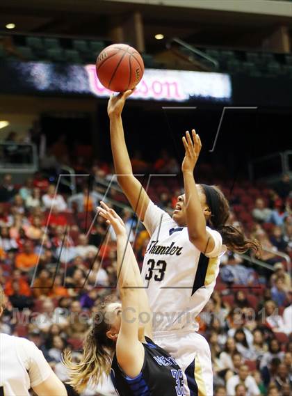 Thumbnail 1 in Desert Vista vs. Westview (AIA D1 Final) photogallery.