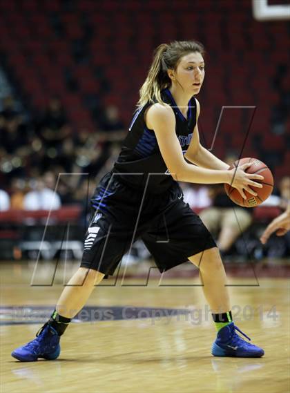 Thumbnail 2 in Desert Vista vs. Westview (AIA D1 Final) photogallery.