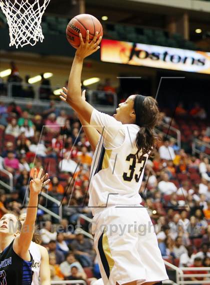 Thumbnail 2 in Desert Vista vs. Westview (AIA D1 Final) photogallery.