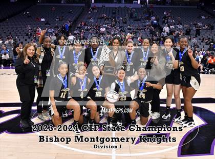 Thumbnail 3 in Bishop Montgomery (CIF State D1 Awards) photogallery.