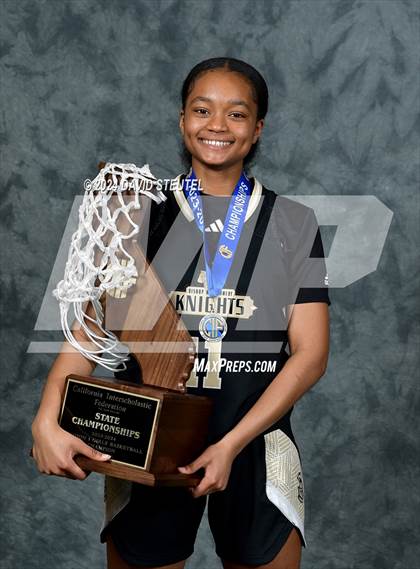 Thumbnail 3 in Bishop Montgomery (CIF State D1 Awards) photogallery.