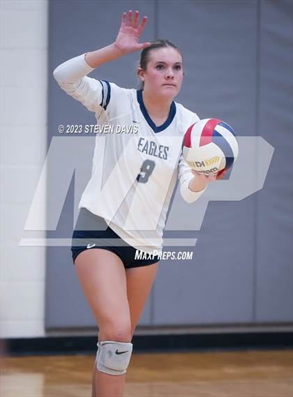 Thumbnail 2 in Mica Mountain vs. American Leadership Academy - Gilbert North (AIA 4A Semifinals) photogallery.